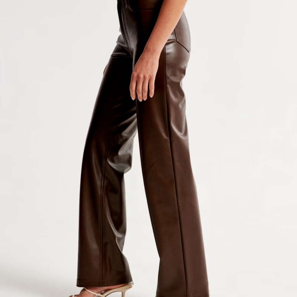 Vegan leather 90s relaxed jeans from Abercrombie